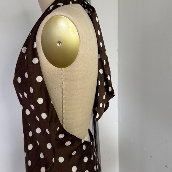 Show Me your mumu Jasmine dress chocolate halter with Ivory dots
NWOT size S - Picture 5 of 7